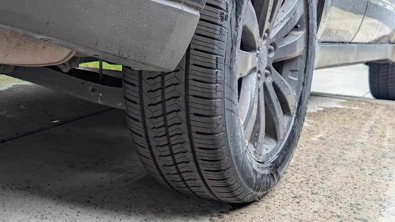 The tire tread pattern on the Les Schwab Reputation 2 all-season tires