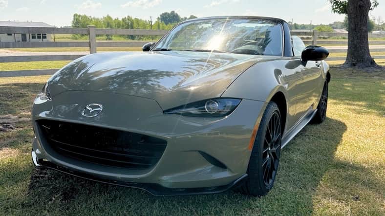 The front end of the 2025 Mazda MX-5 Miata